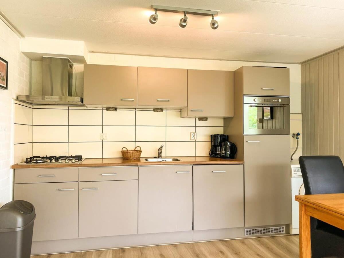 Hello Zeeland - Vakantiehuis Duinroos 167 Breskens Eksteriør billede